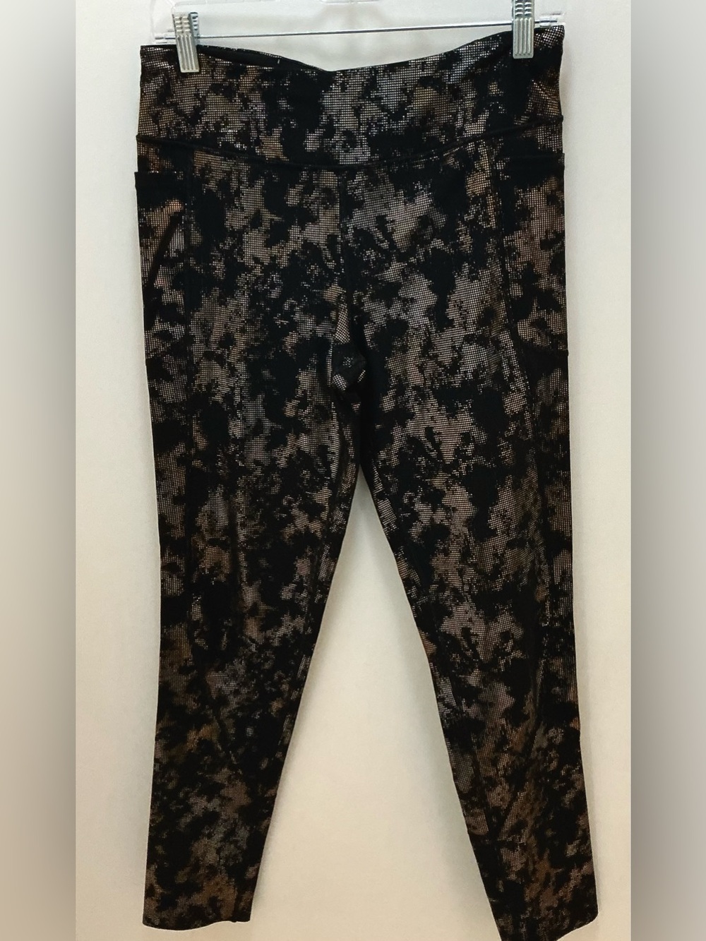 Victoria’s Secret Sport Metallic Patterned Active Leggings